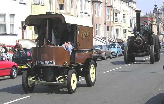 Calders Steam Van